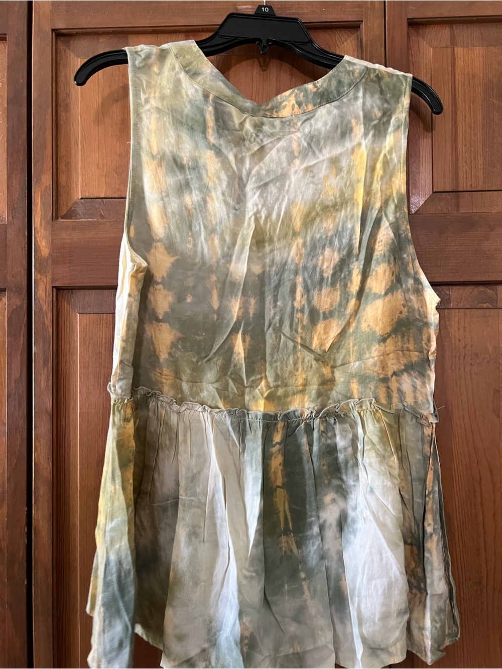 Lace-Up Tie-Dye Sleeveless Peasant Top in Olive & Cream - Picture 2 of 3